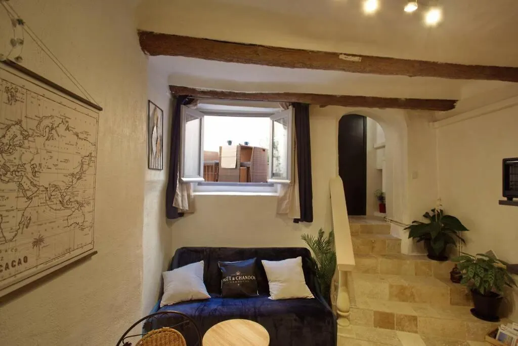 Les Secrets D'Alcove, Nuits Romantiques Avec Spa Aix-en-Provence