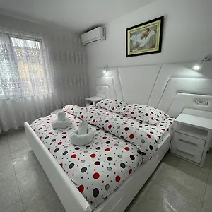 https://romance-apartments.albaniahotels.org