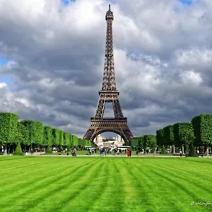 https://appartement-de-standing-2-tour-eiffel-invalides.fr-paris.fr